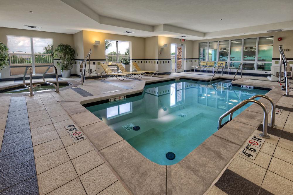Fairfield Inn And Suites By Marriott Oklahoma City Airport Exterior photo