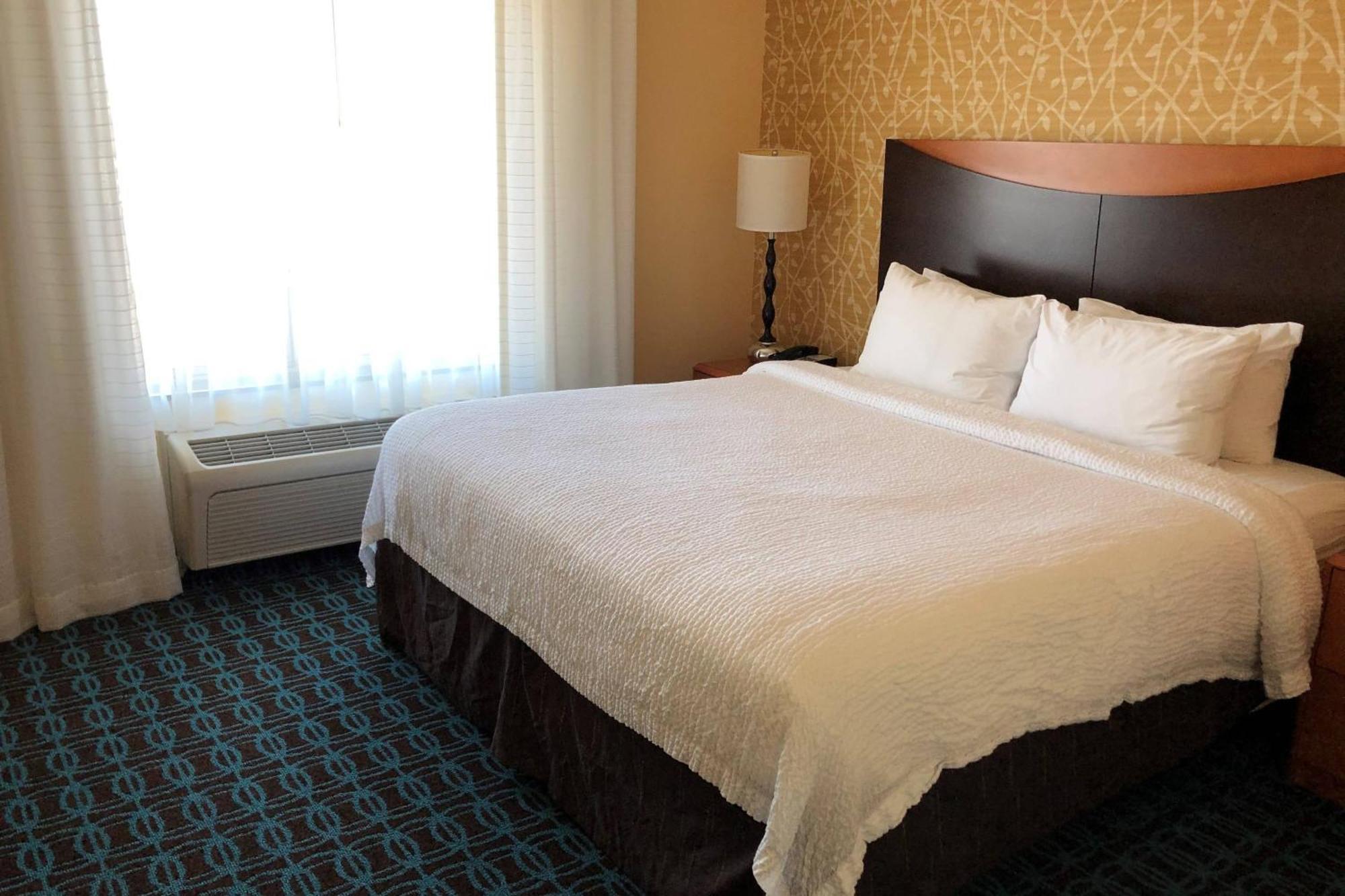 Fairfield Inn And Suites By Marriott Oklahoma City Airport Exterior photo